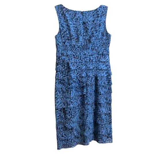 London Style Women's SZ 10 Blue V-Neck Midi Dress Tiered Lightweight - Picture 9 of 9